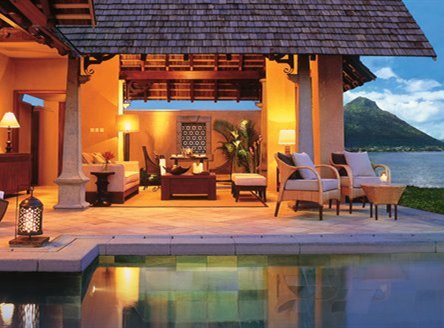 Five-star deluxe hotels in Mauritius